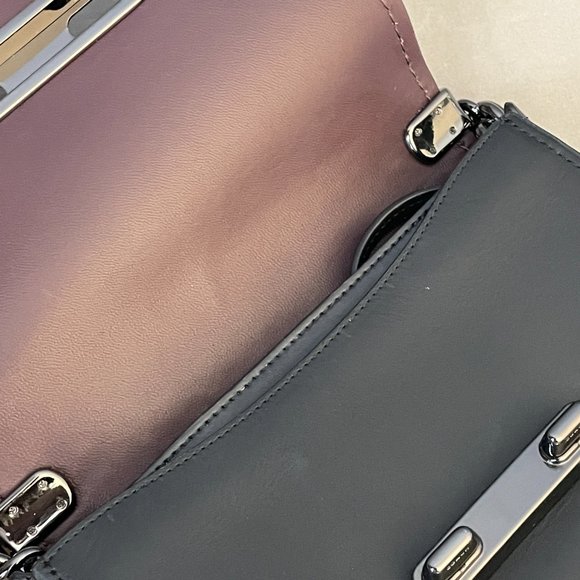 NWT Coach Swagger Shoulder Bag 20 18858 - Picture 4 of 7